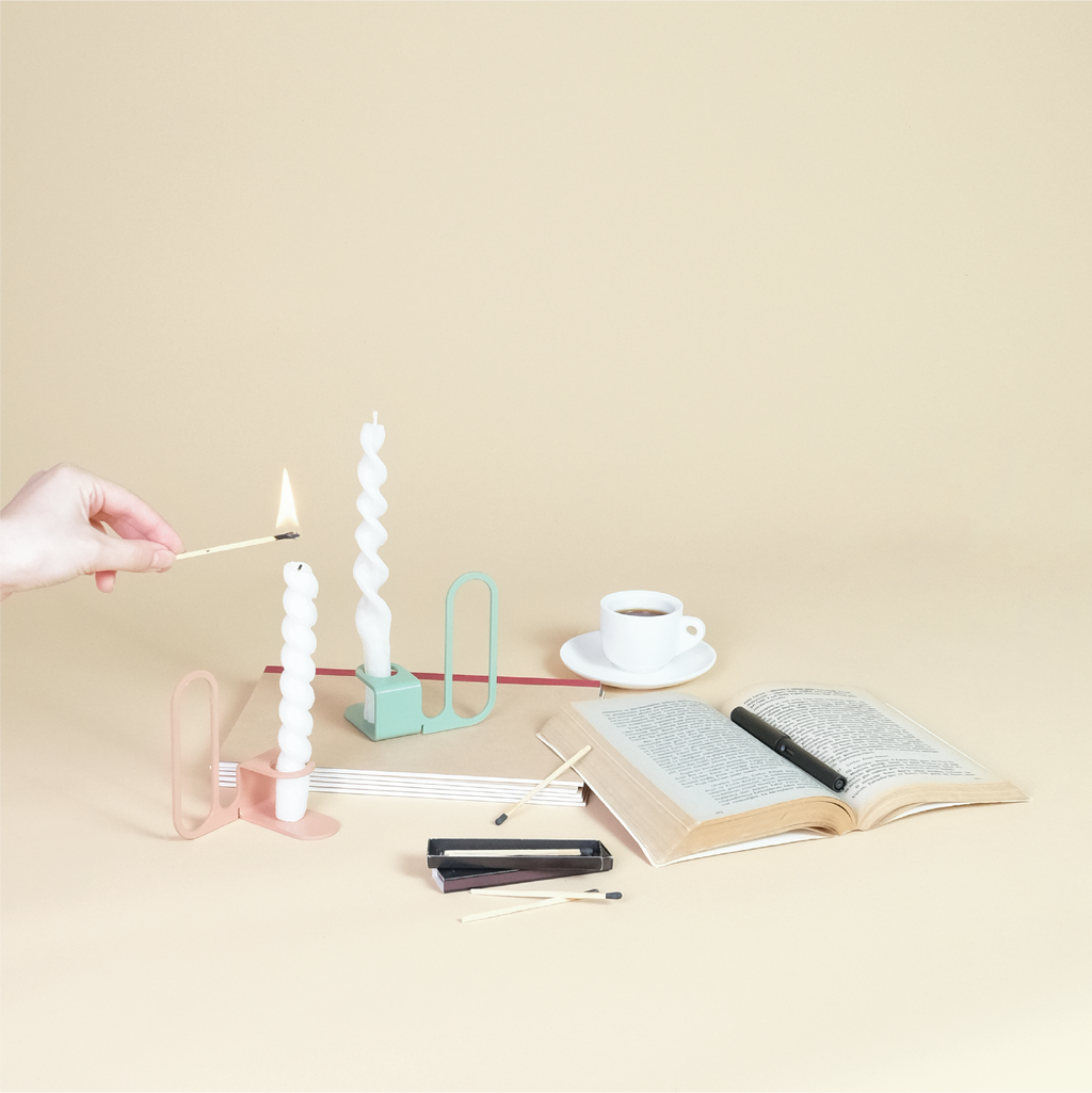 LOOPY CANDLE HOLDER