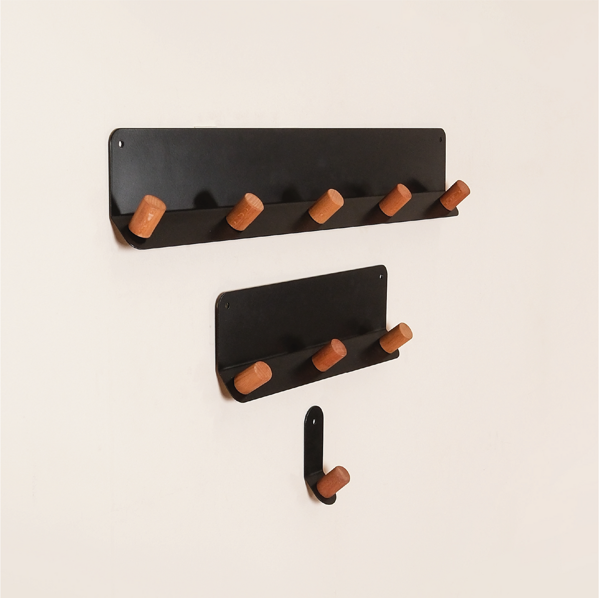 LUG HANGER | Wooden Hooked Hanger