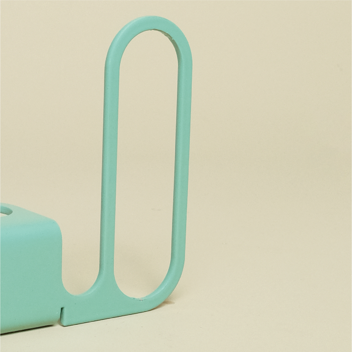 LOOPY CANDLE HOLDER