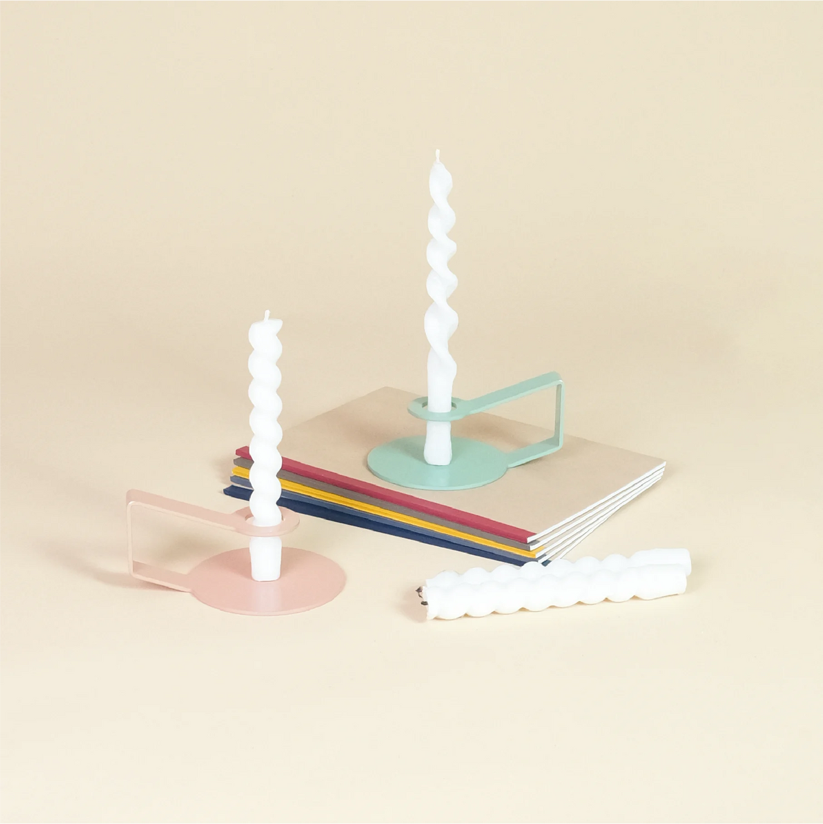 MONO CANDLE HOLDER
